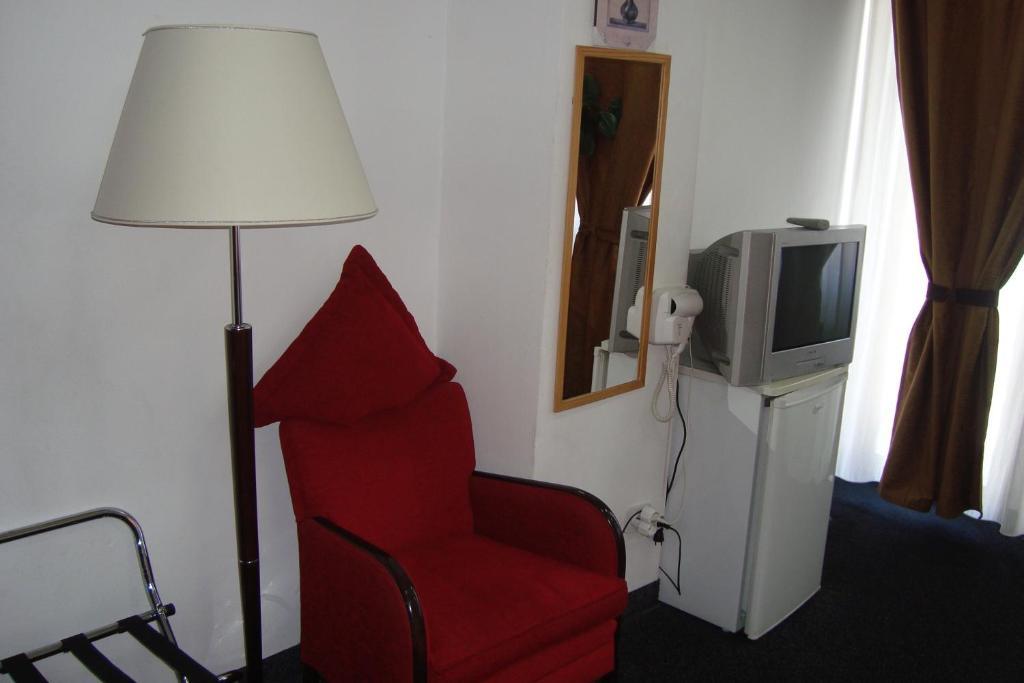 Hostel Litovoi บูคาเรสต์ ภายนอก รูปภาพ