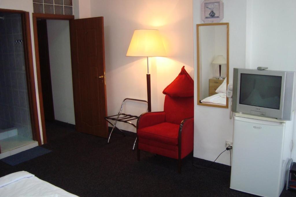 Hostel Litovoi บูคาเรสต์ ภายนอก รูปภาพ
