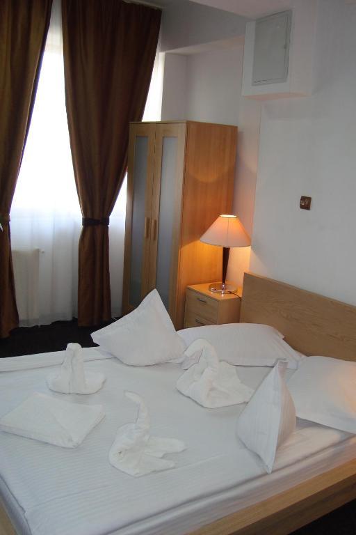 Hostel Litovoi บูคาเรสต์ ภายนอก รูปภาพ