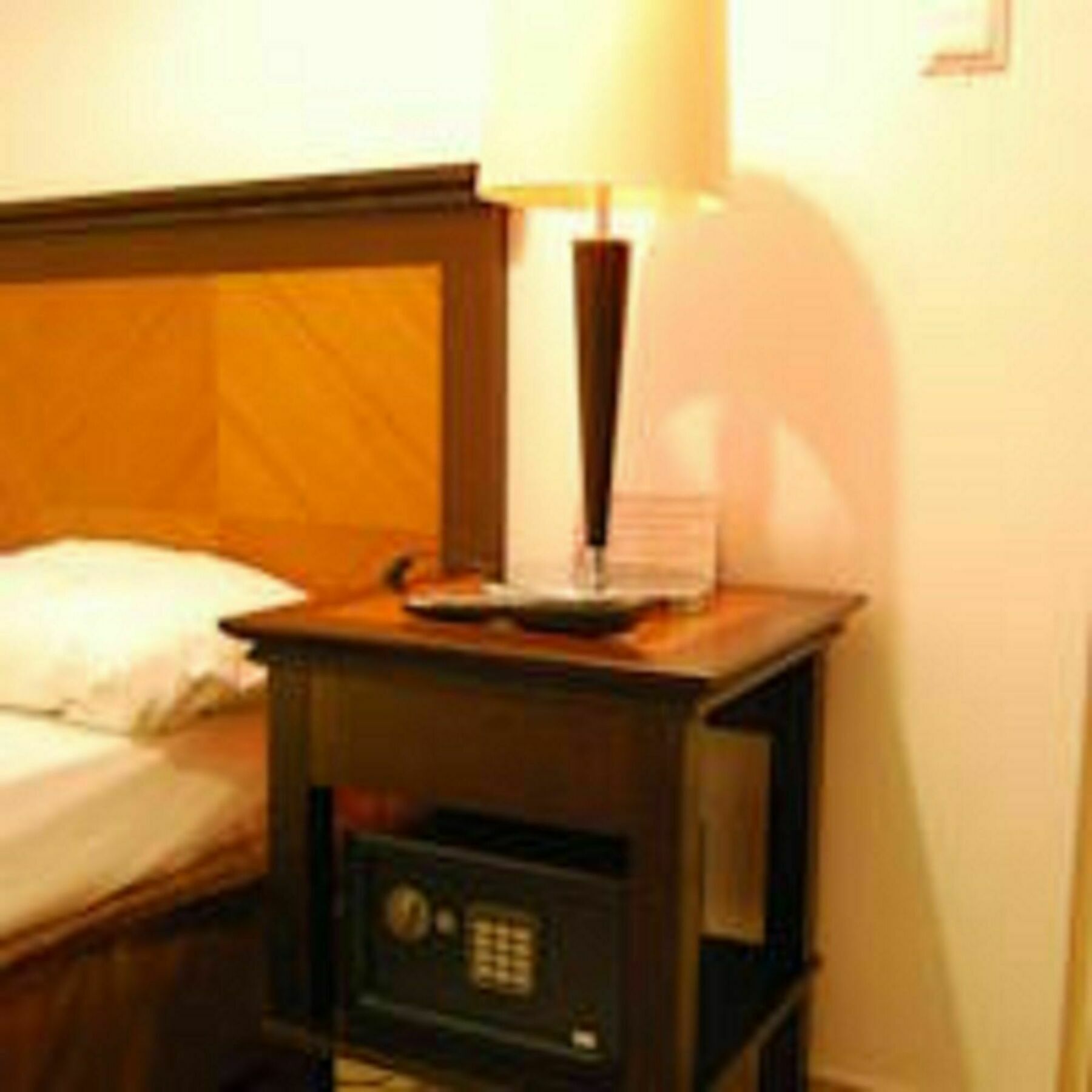 Hostel Litovoi บูคาเรสต์ ภายนอก รูปภาพ