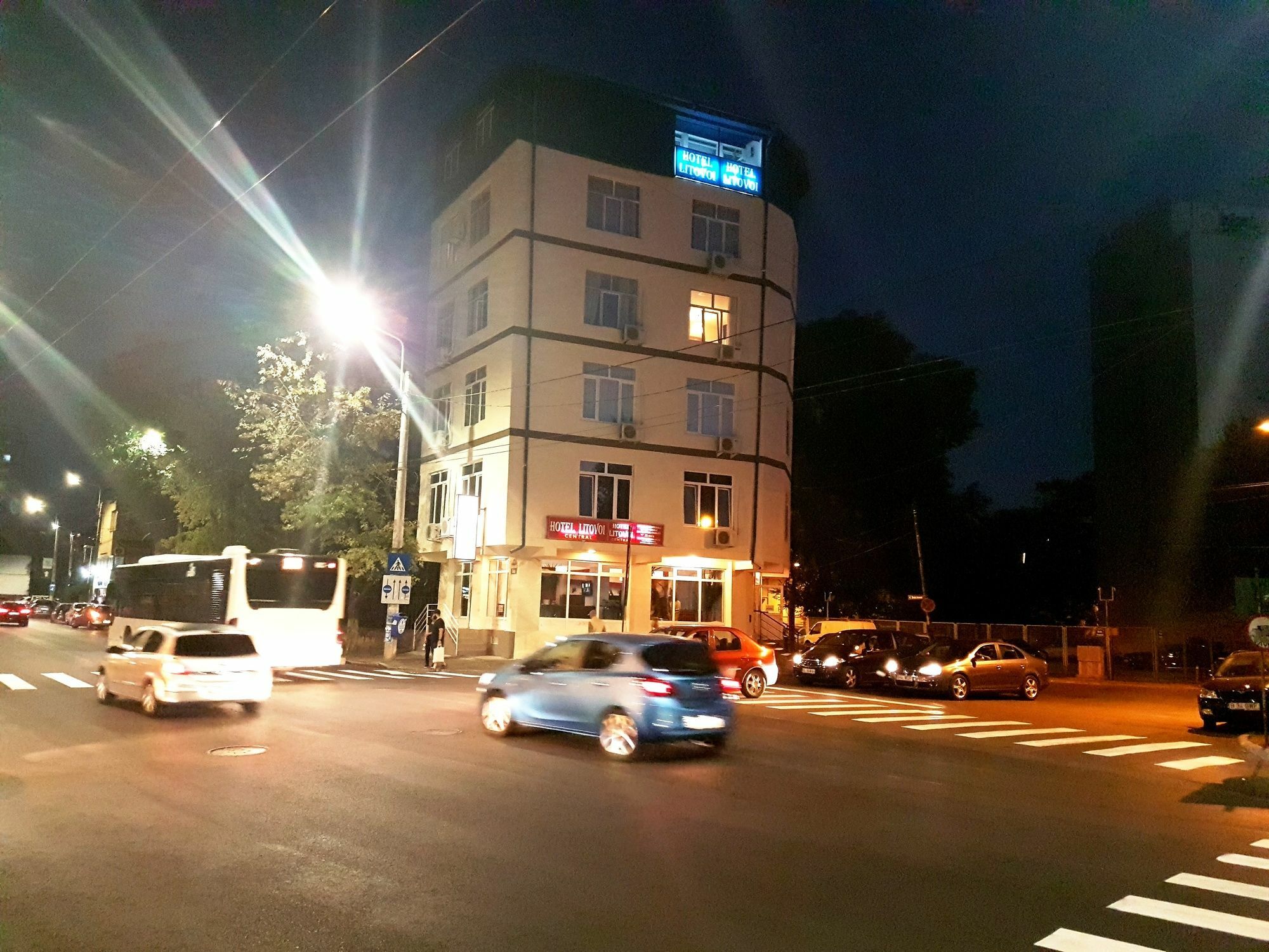 Hostel Litovoi บูคาเรสต์ ภายนอก รูปภาพ